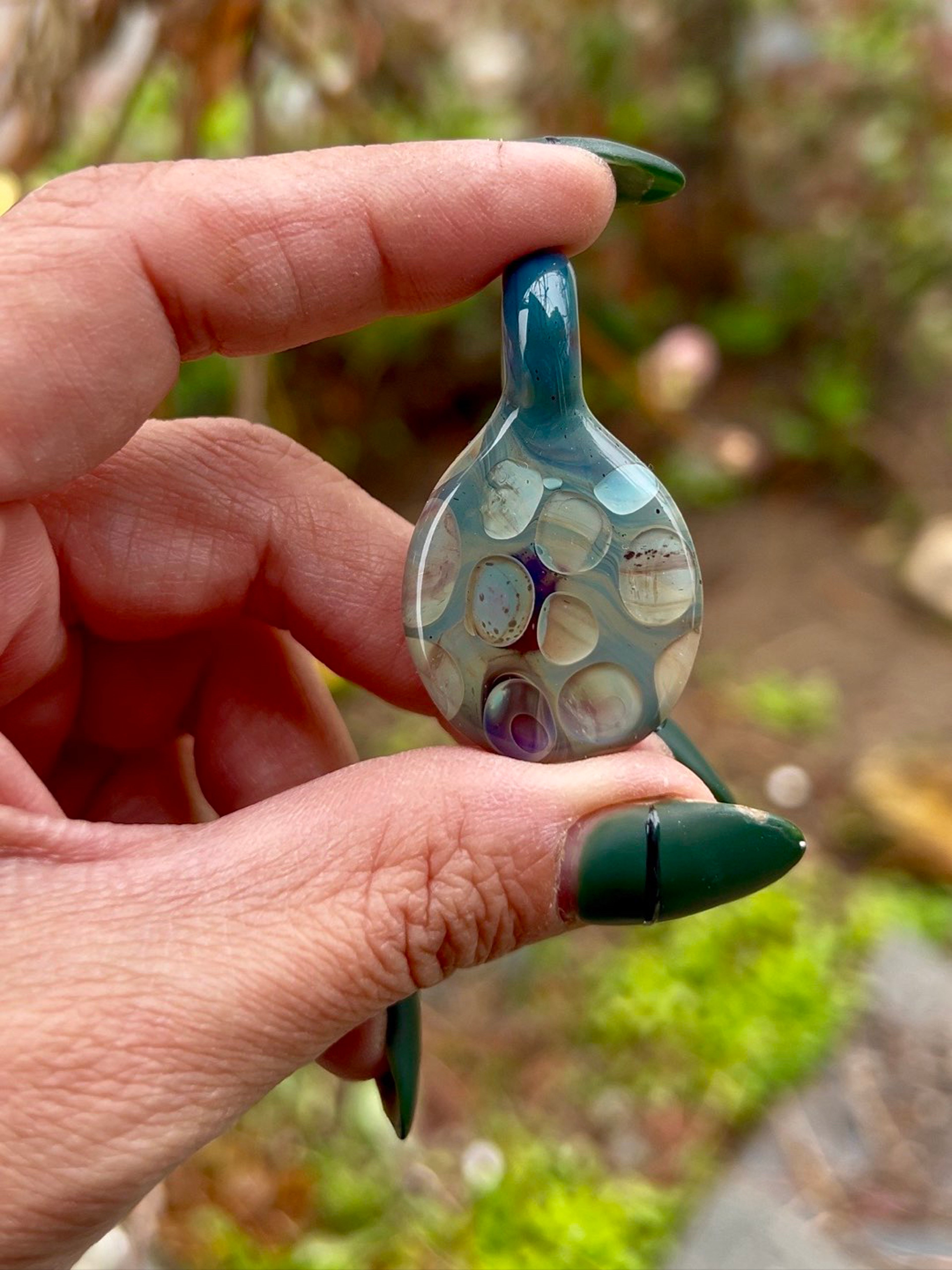 Abstract pendant image 0