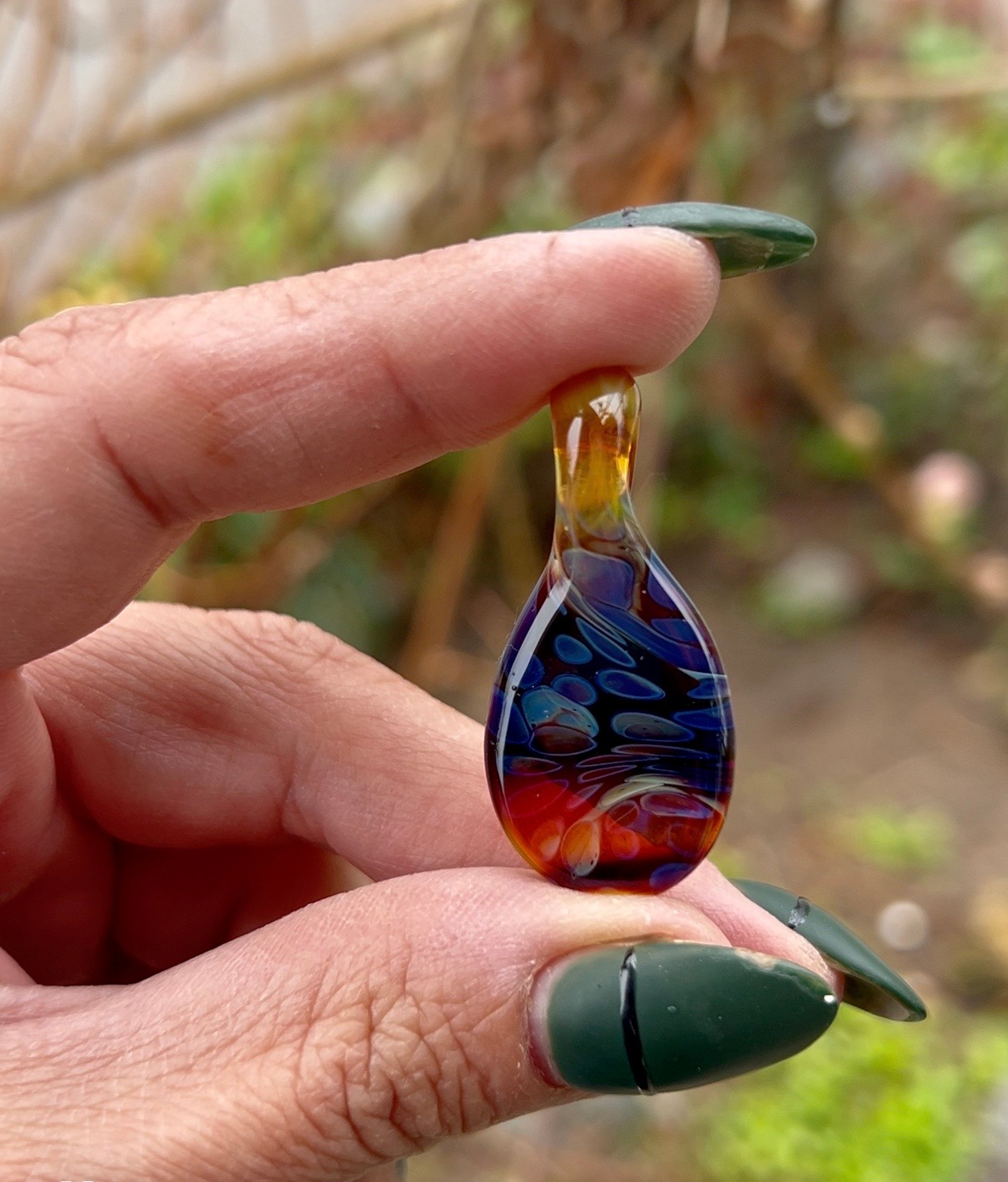 Preview pic of Abstract pendant