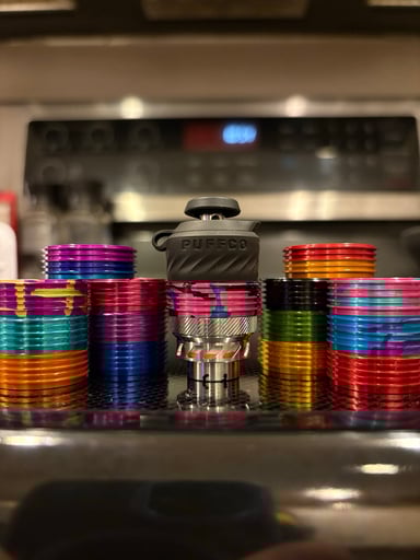 Preview pic of Puffco 3dxl with 15 colored rings
