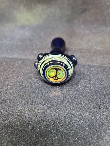 Preview pic of GX Fumed skull pipe