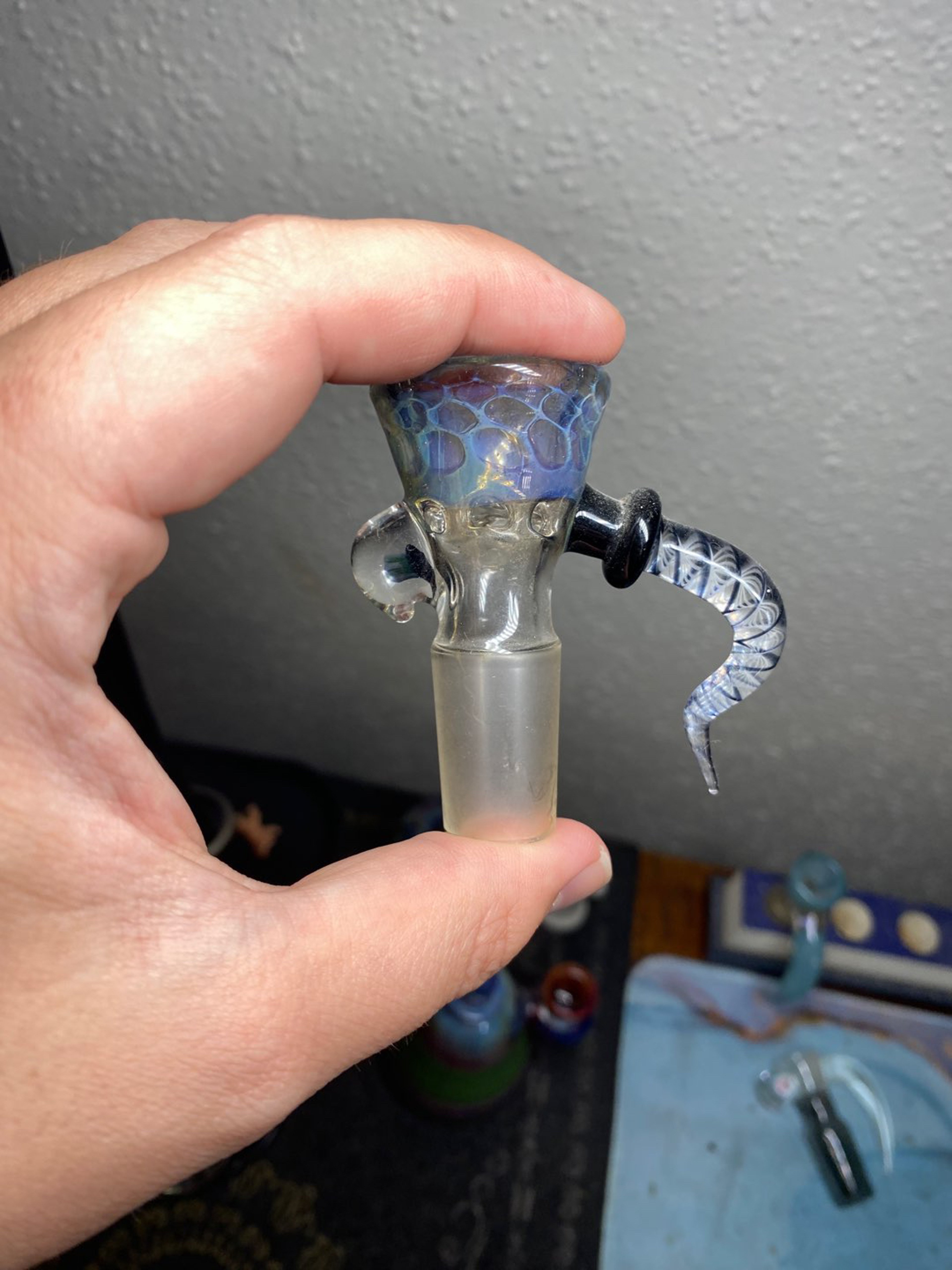 Frito glass xl slide image 0