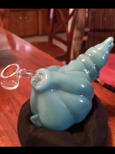 Preview pic of Chris Ahalt Cha glass agua azul bear with quave banger