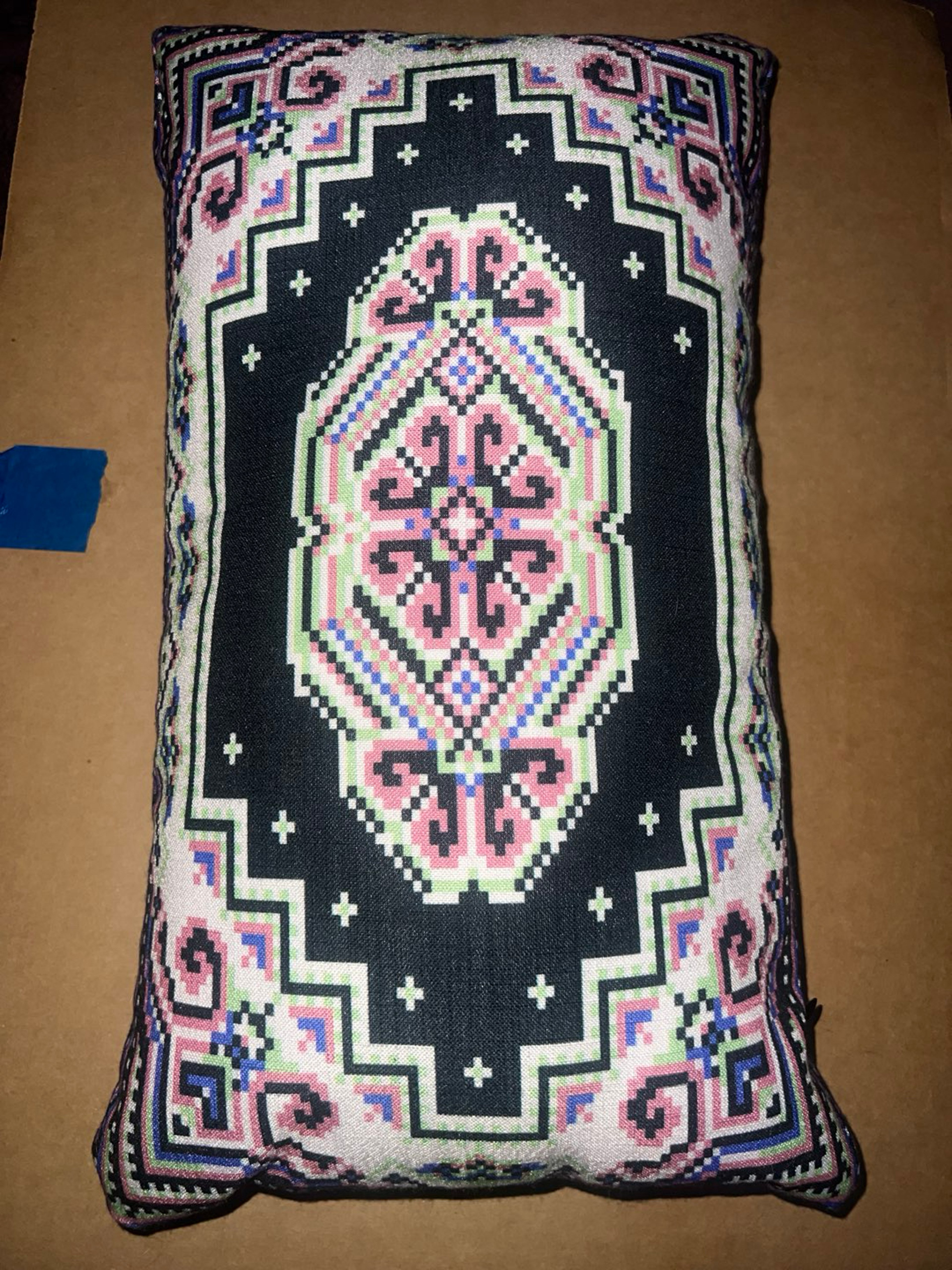 OG bitrug pillow image 0