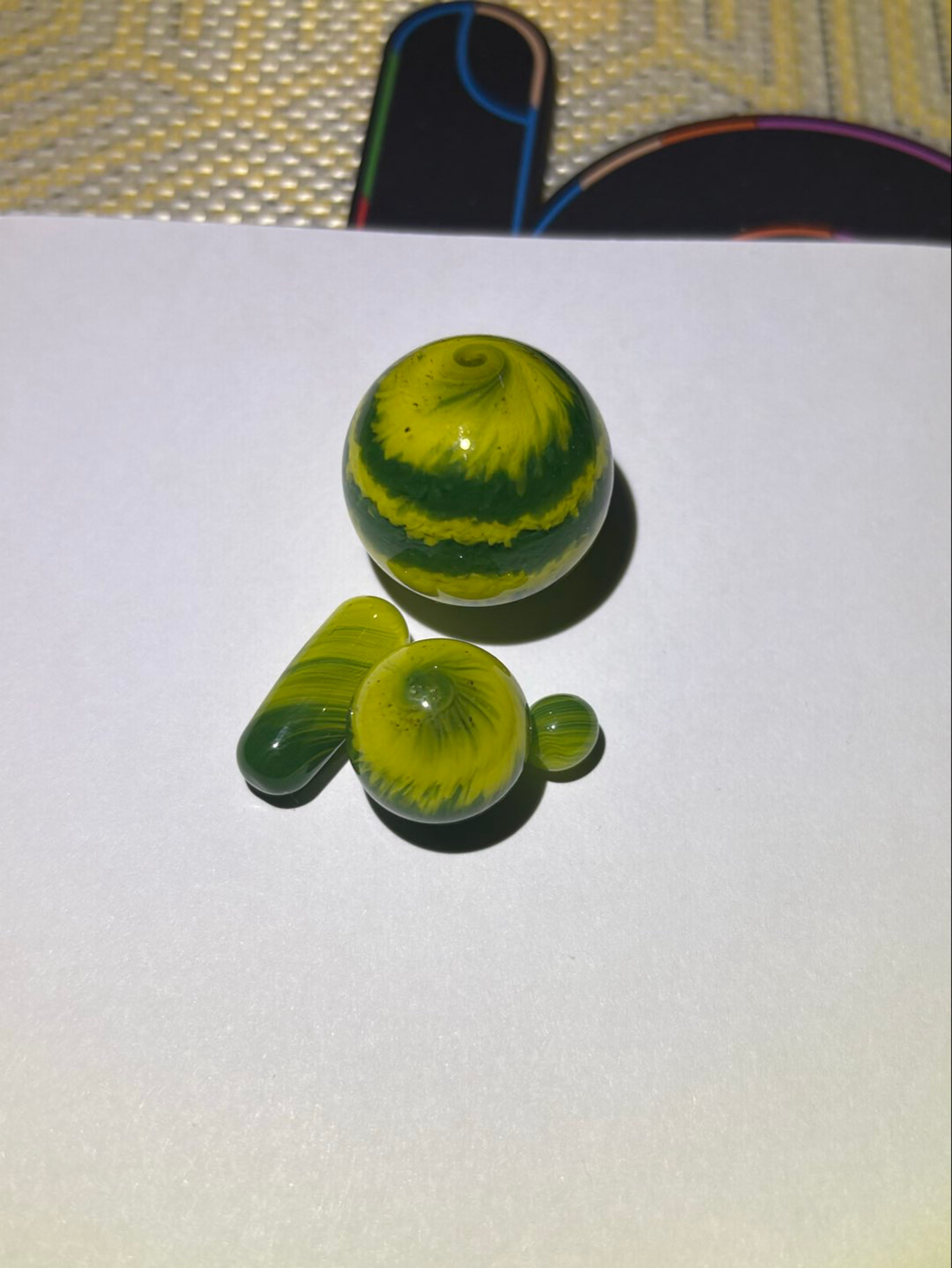 Preview pic of 🌿OG Moss blended in Yellow Electris 4pc. Slurp Set🌿