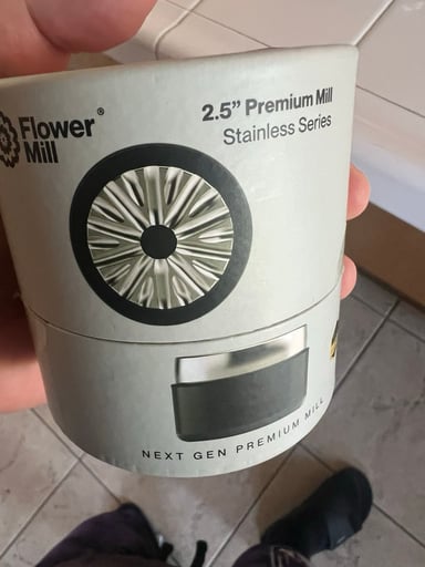 Preview pic of Flower mill premium 2.5 stainless