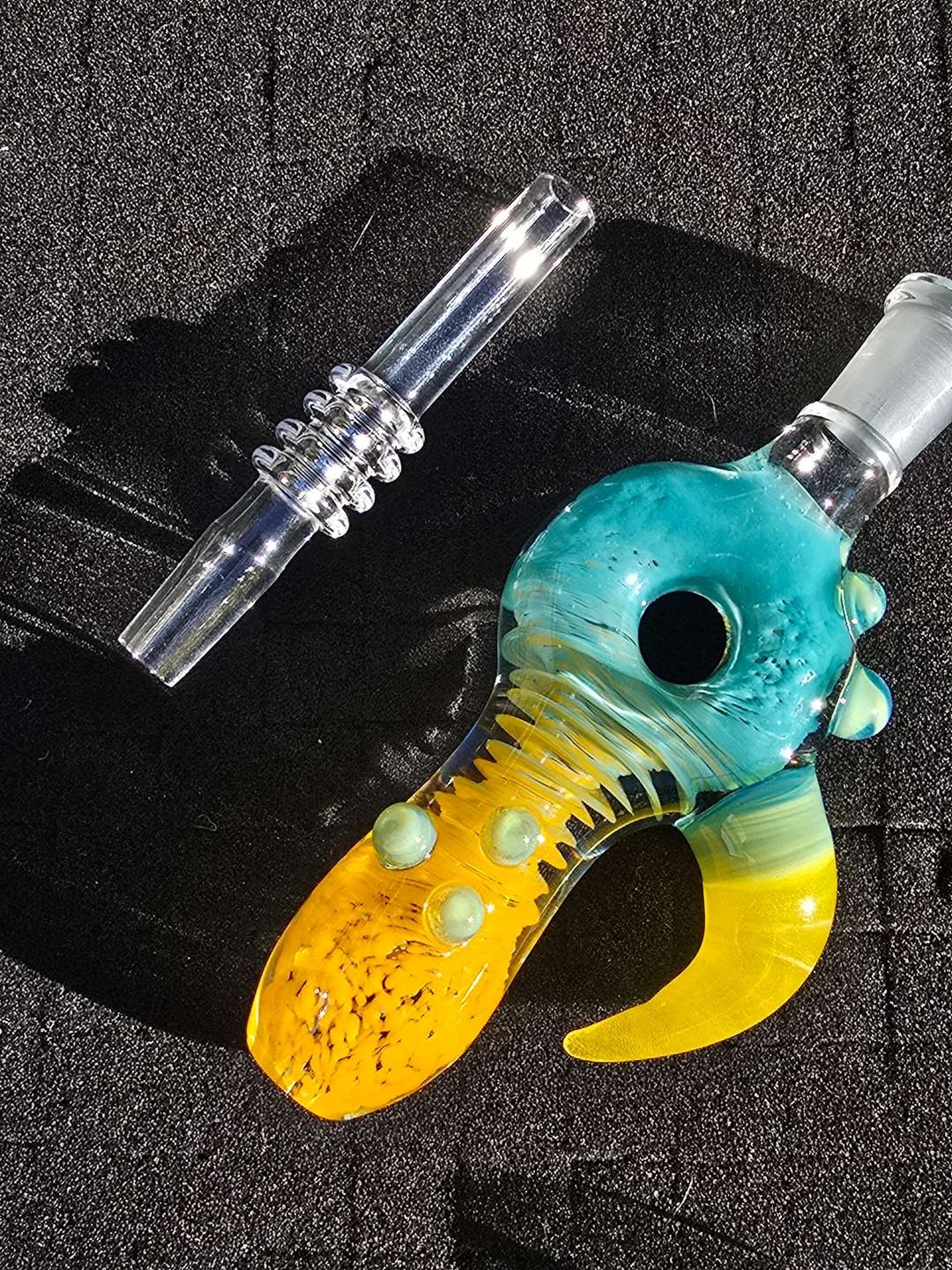 Aqua X Yellow Nectar Collector With Horn image 0