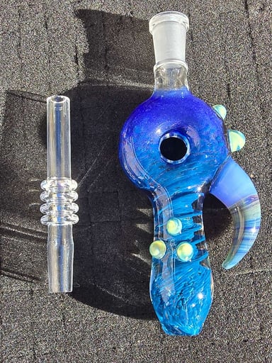 Preview pic of Blue Nectar Collector With Horn