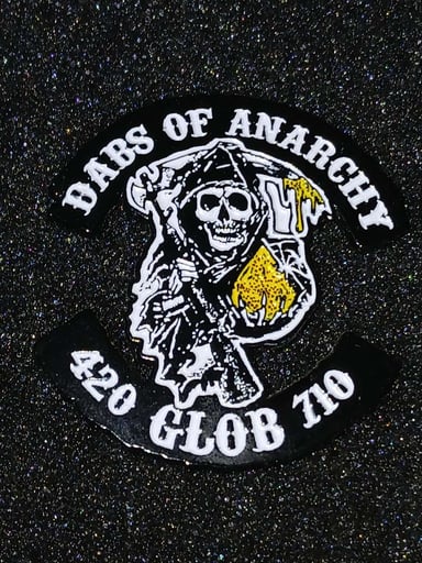 Preview pic of Dabs of Anarchy Hatpin