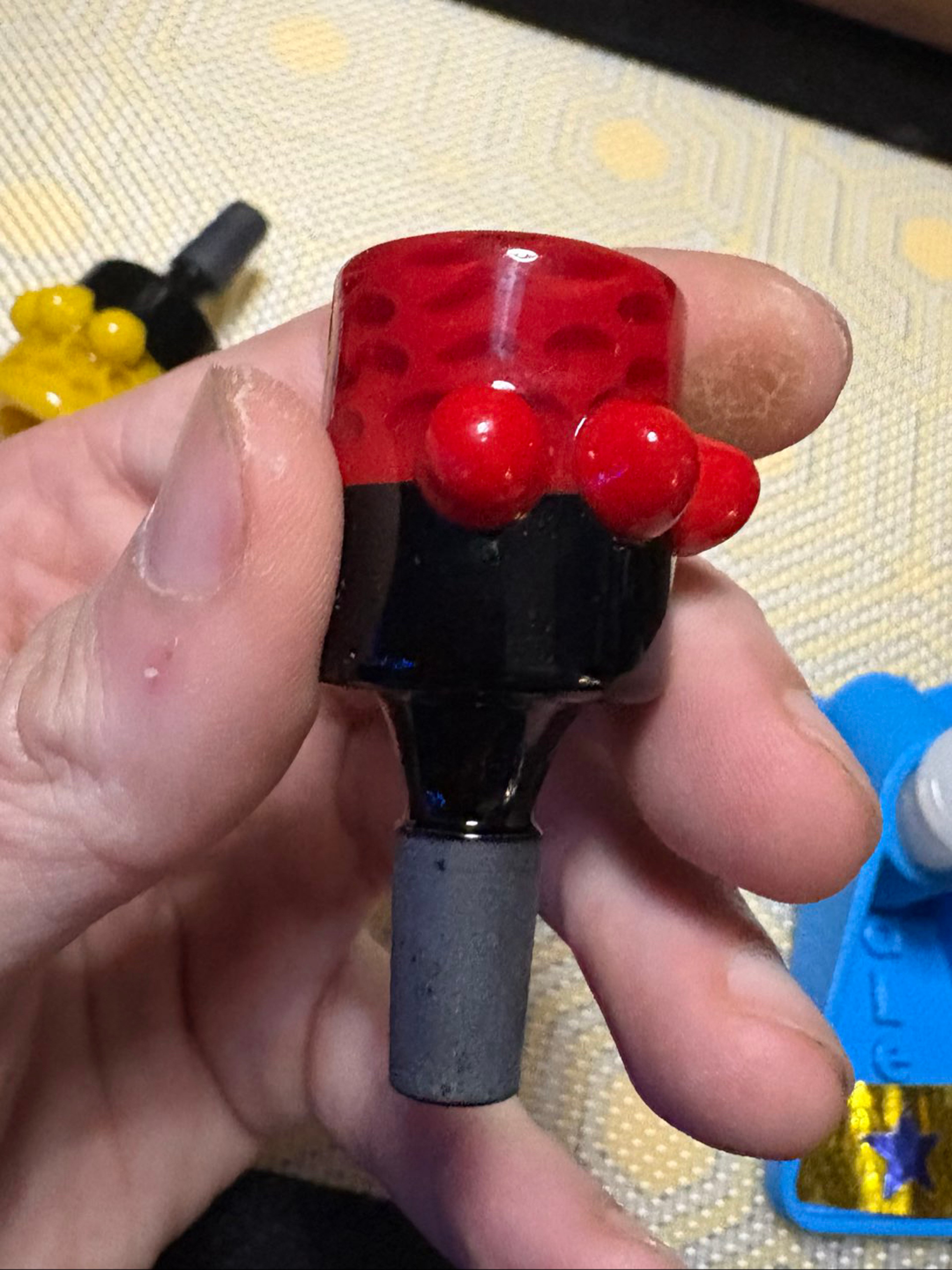 Preview pic of Red Honeycomb with Black Fritted Slide 10mm/6Hole