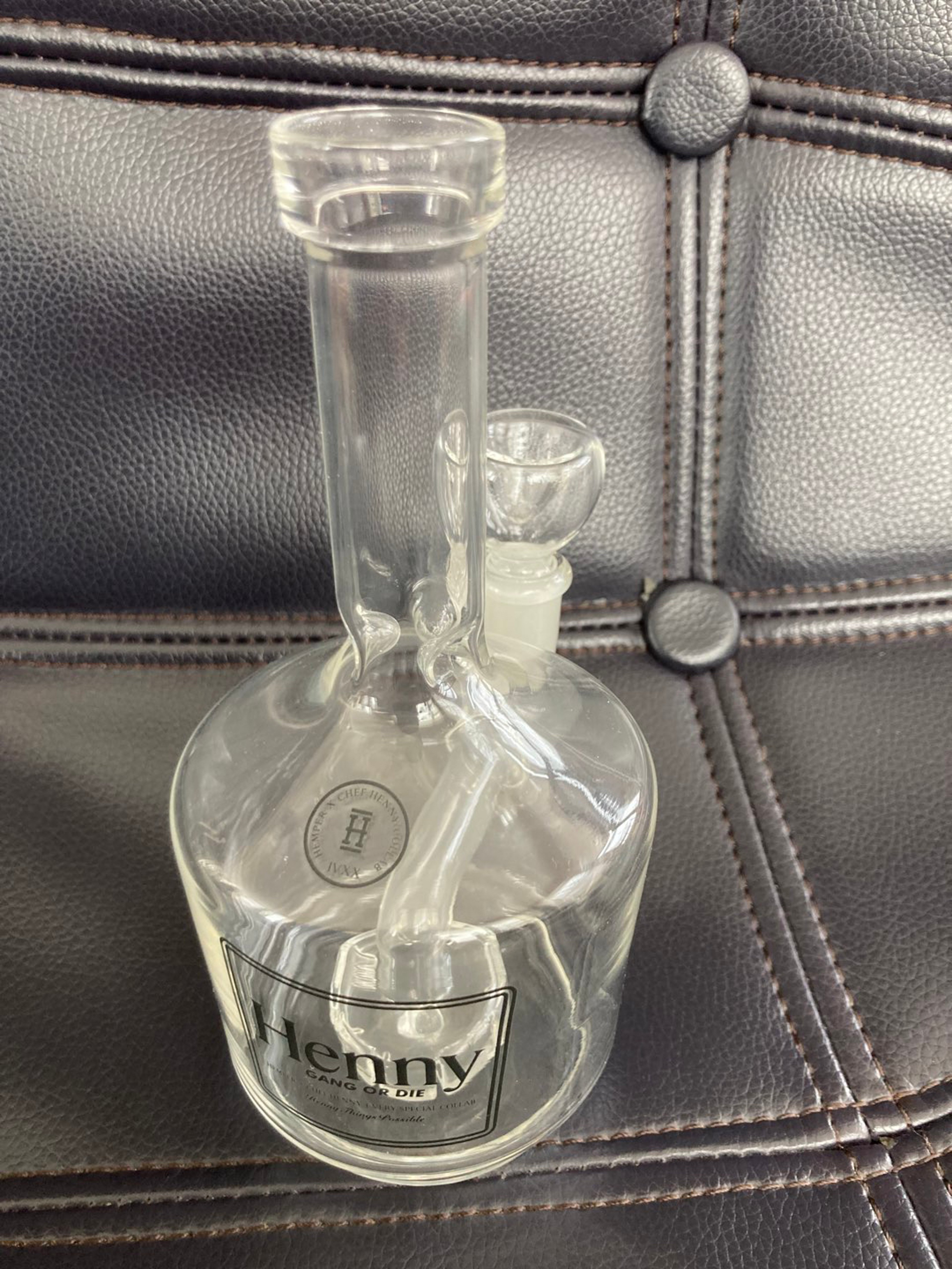 Hemper Henny Bong/Rig image 0