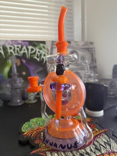 Preview pic of Gurn glass donut dumper SET