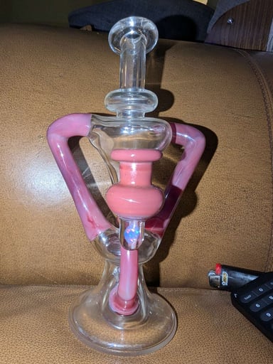 Preview pic of Mattdglass recycler with opals