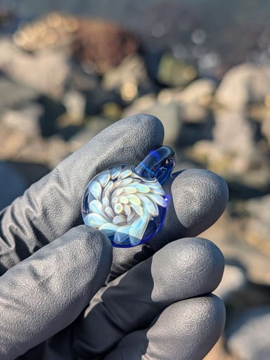 Preview pic of Blue background Implosion Pendant