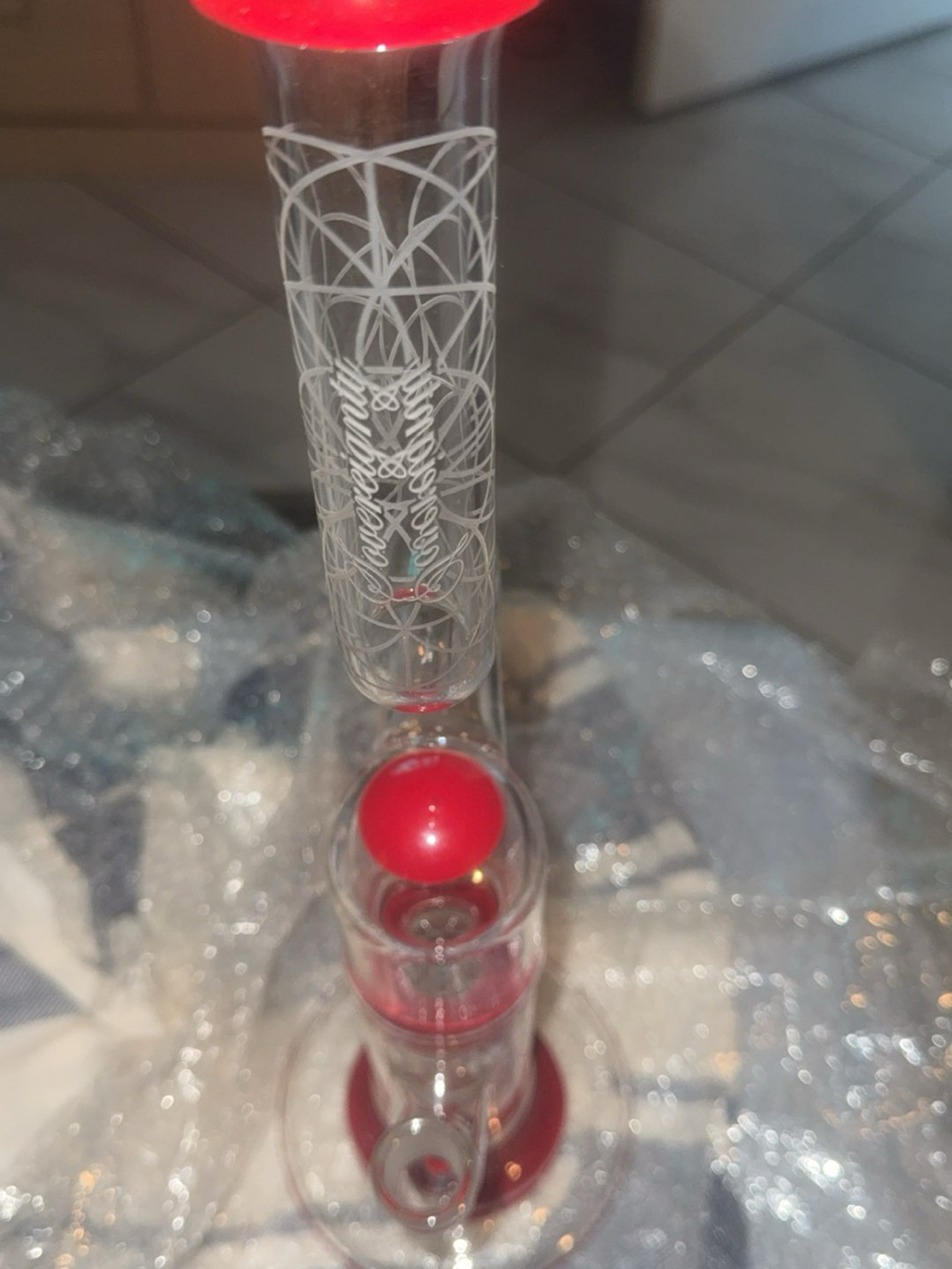 Sovereignty hollow foot pillar natty Neck image 0