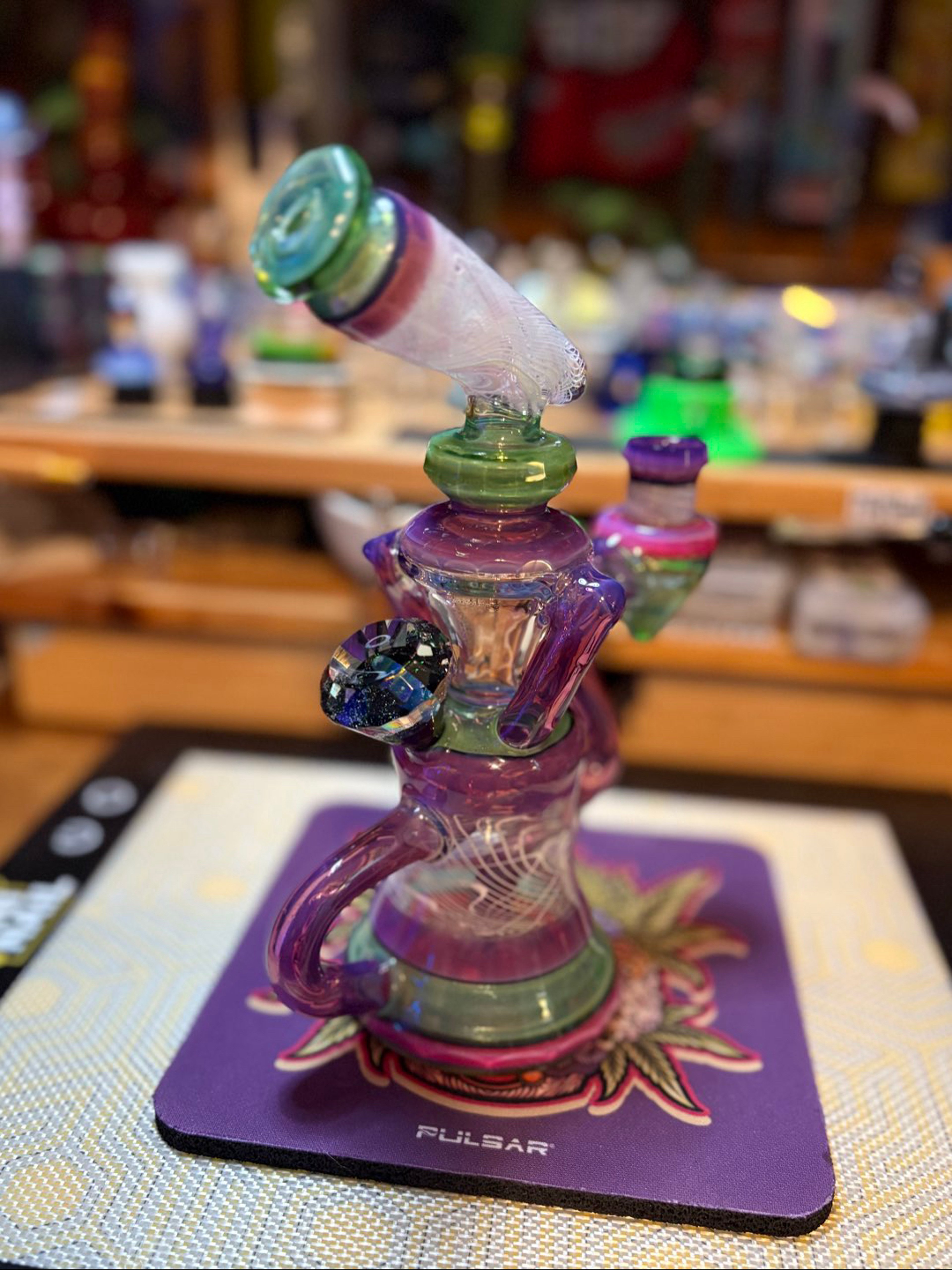 Preview pic of *TRILLGLASS* 1 of 1 Full Faceted UV Dual Up-Take In-Cycler🌪️💎