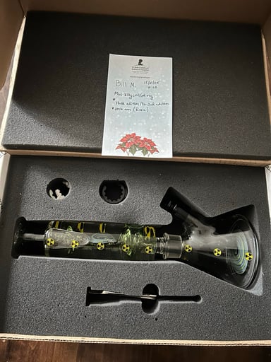 Preview pic of Mini Illy coli oil rig Hulk edition