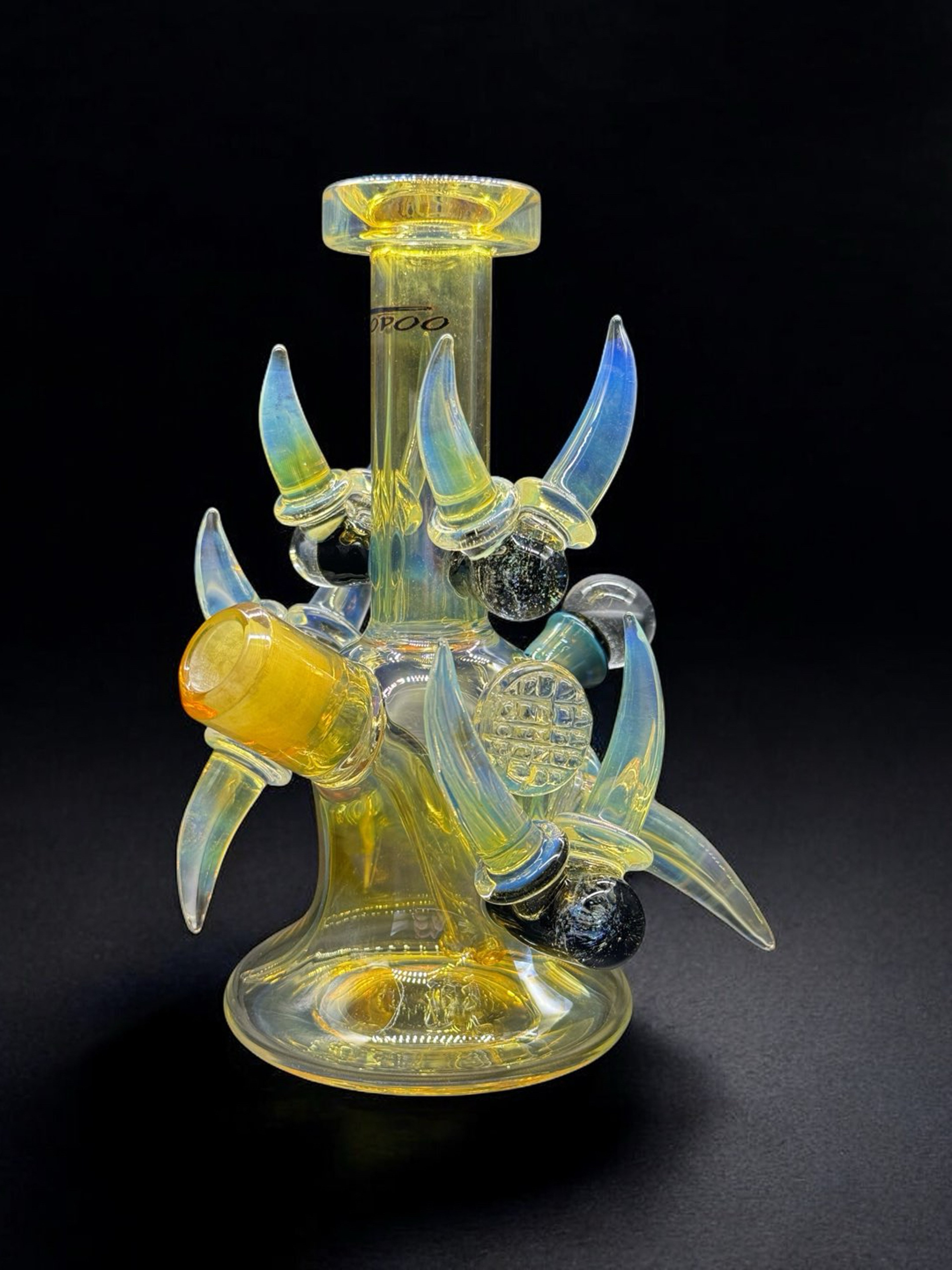6” Color-Changing Claw Art Glass Bong w/ 14mm Matching Art Bowl – Hand-Blown image 0