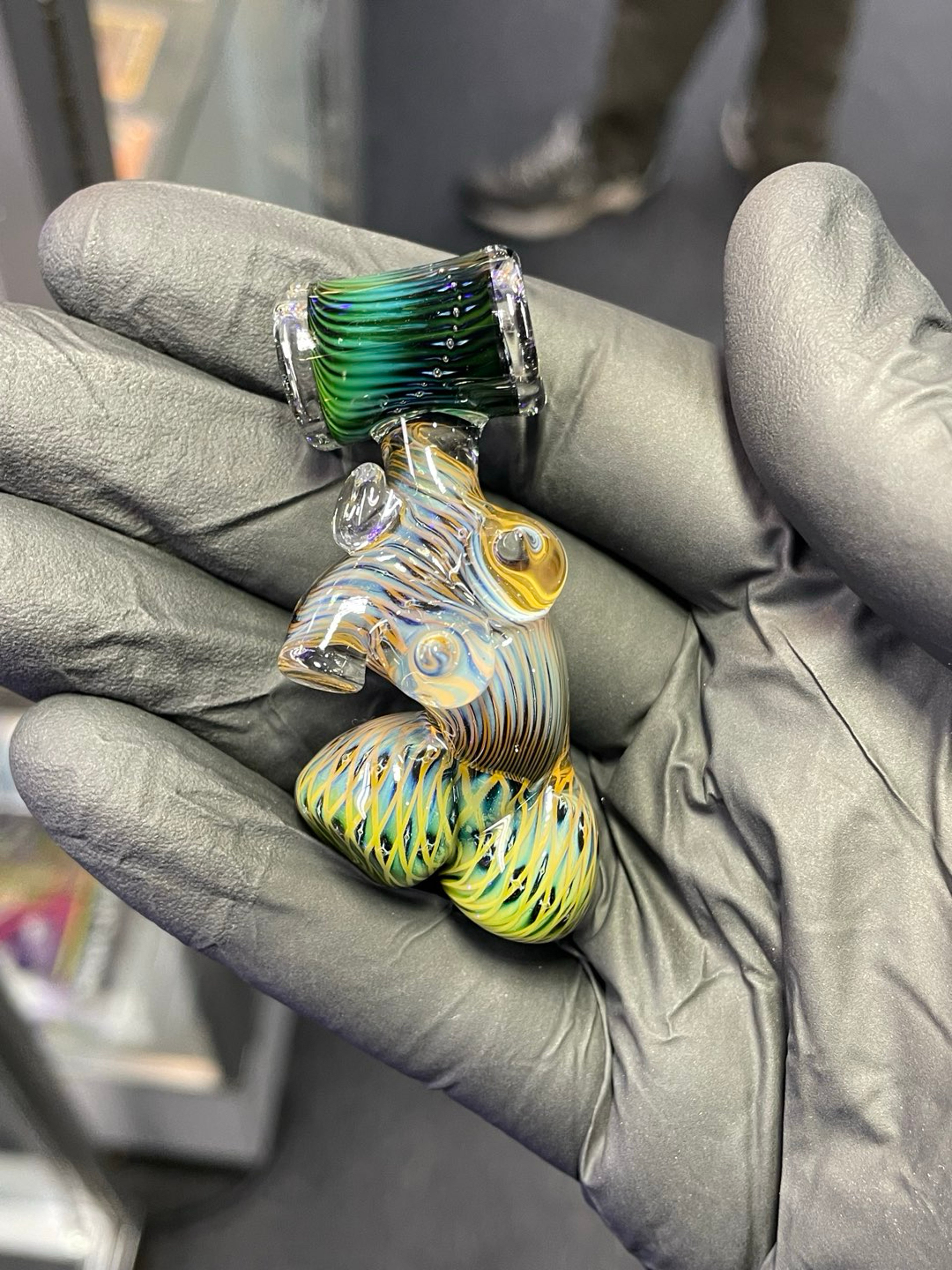 Preview pic of Sizelove Lady Torso Pendant