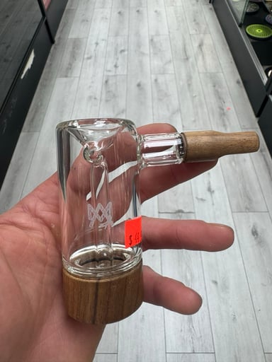 Preview pic of Mj arsenal steamboat bubbler