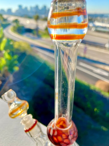 Preview pic of Big Amber Bong
