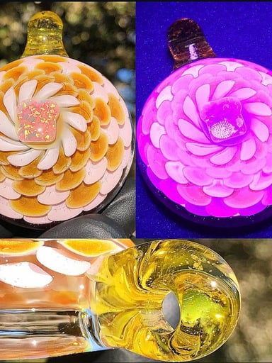 Preview pic of Sap Glass Texas Thick "Toasted" Borosilicate Glass Pendant with Toast Bread Opal