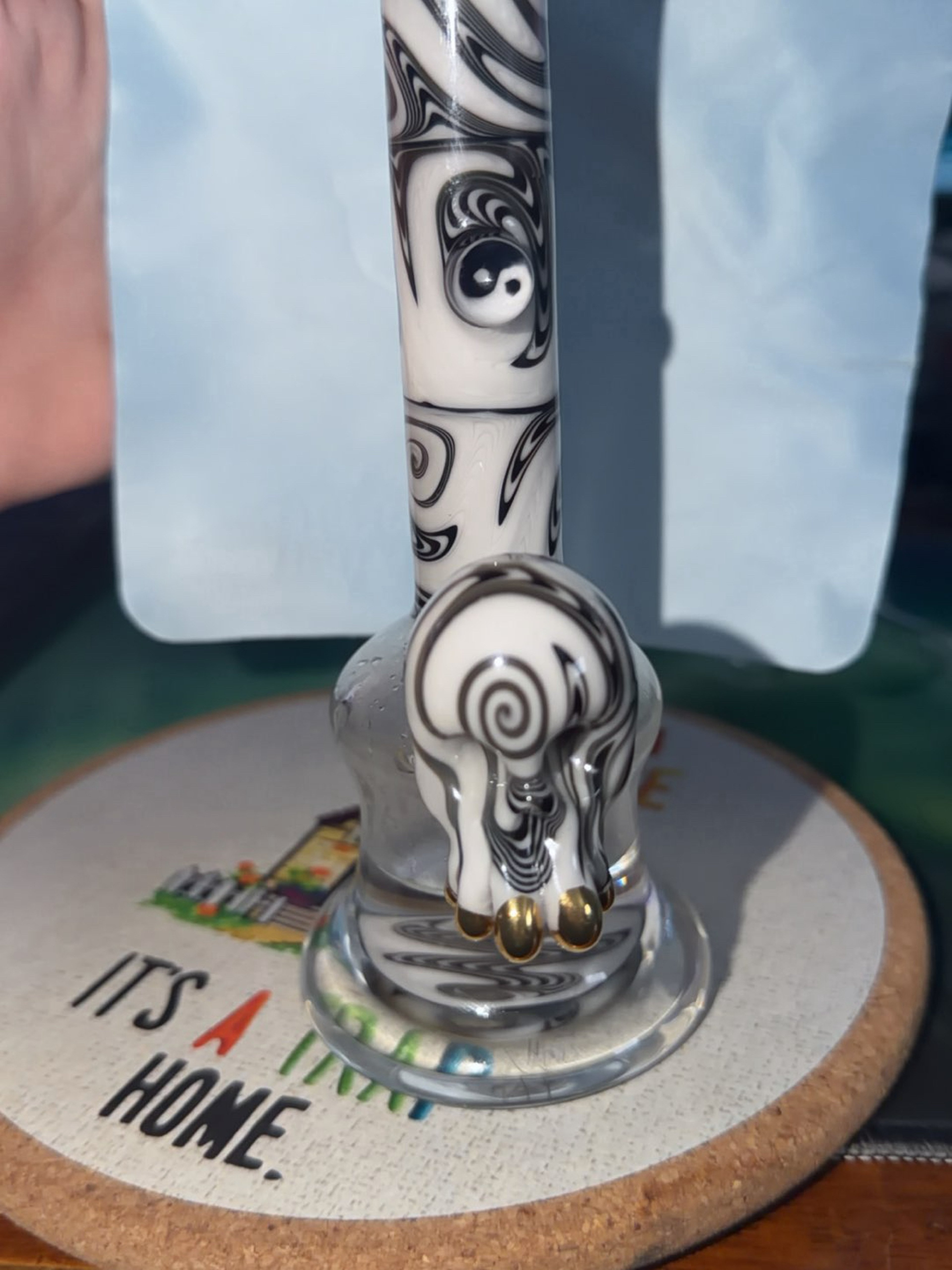 10mm Gilded Skull Bottle image 0