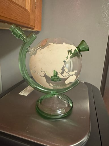 Preview pic of Globe bong