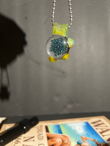 Preview pic of Honeycomb pendy