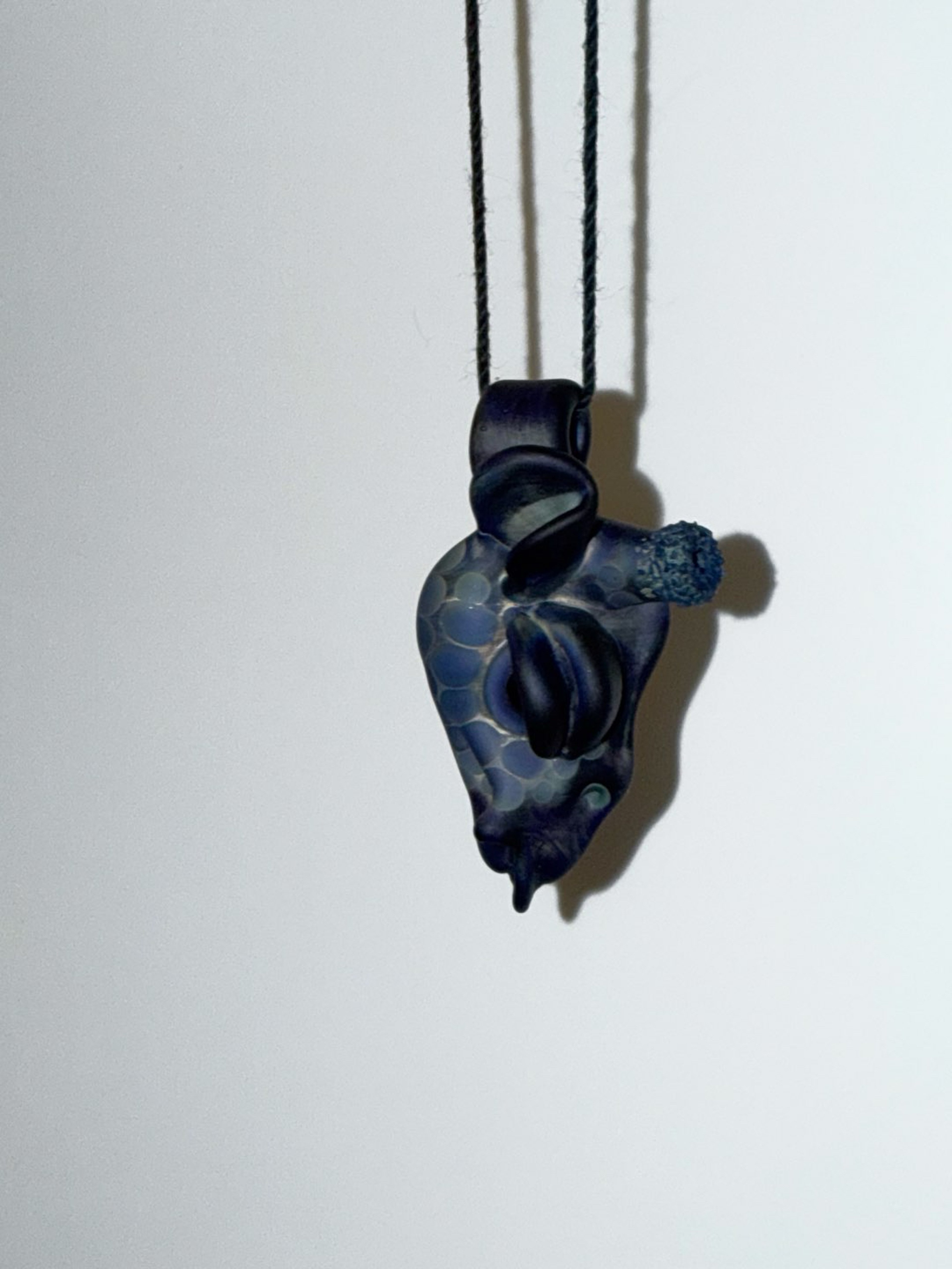 Preview pic of Robertson pendant