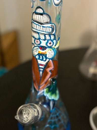 Preview pic of Design beaker bong