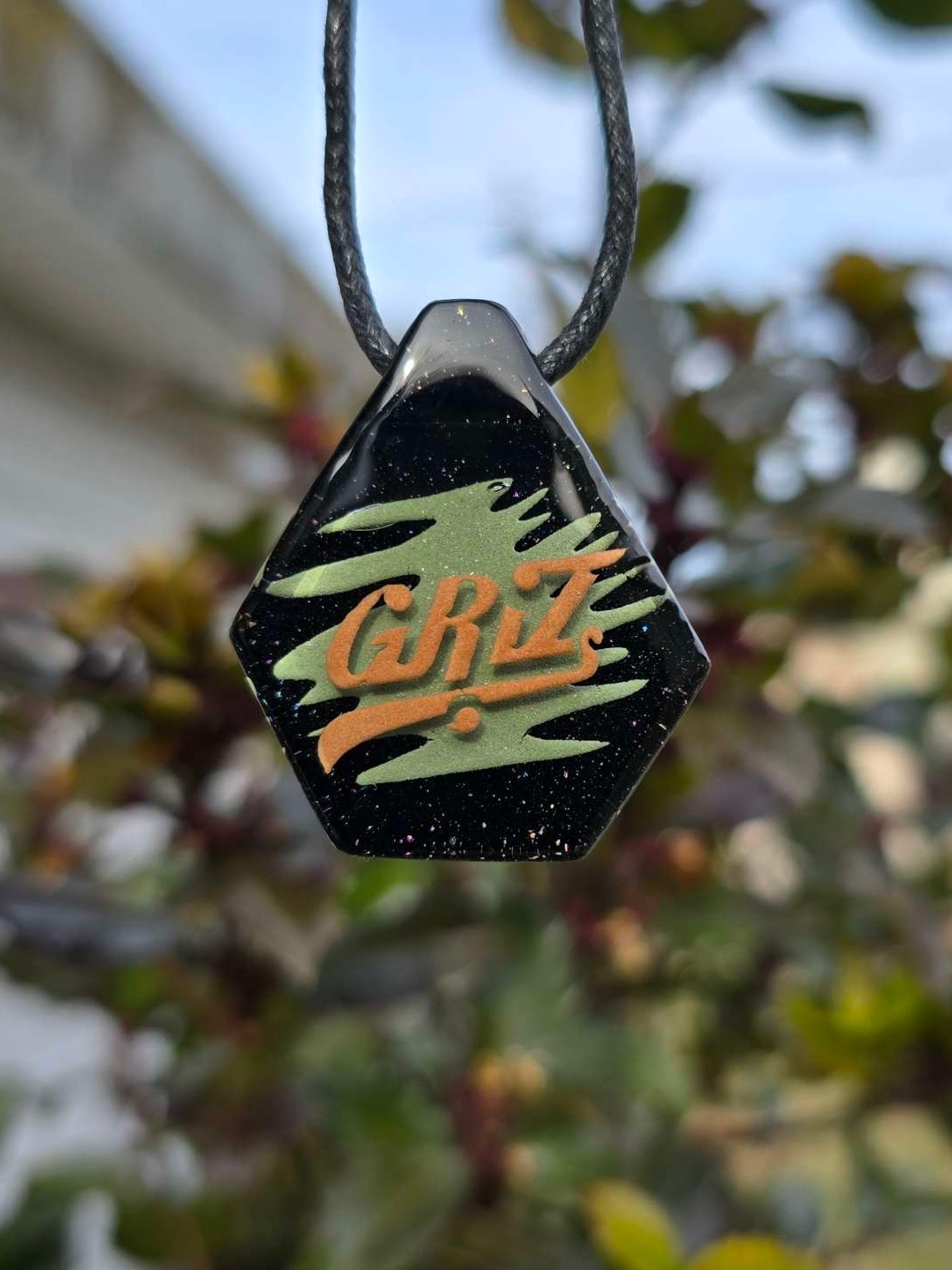 Preview pic of GRiZ Layered Glow Pendant