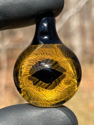 Preview pic of Gold Fume Eye Pendant