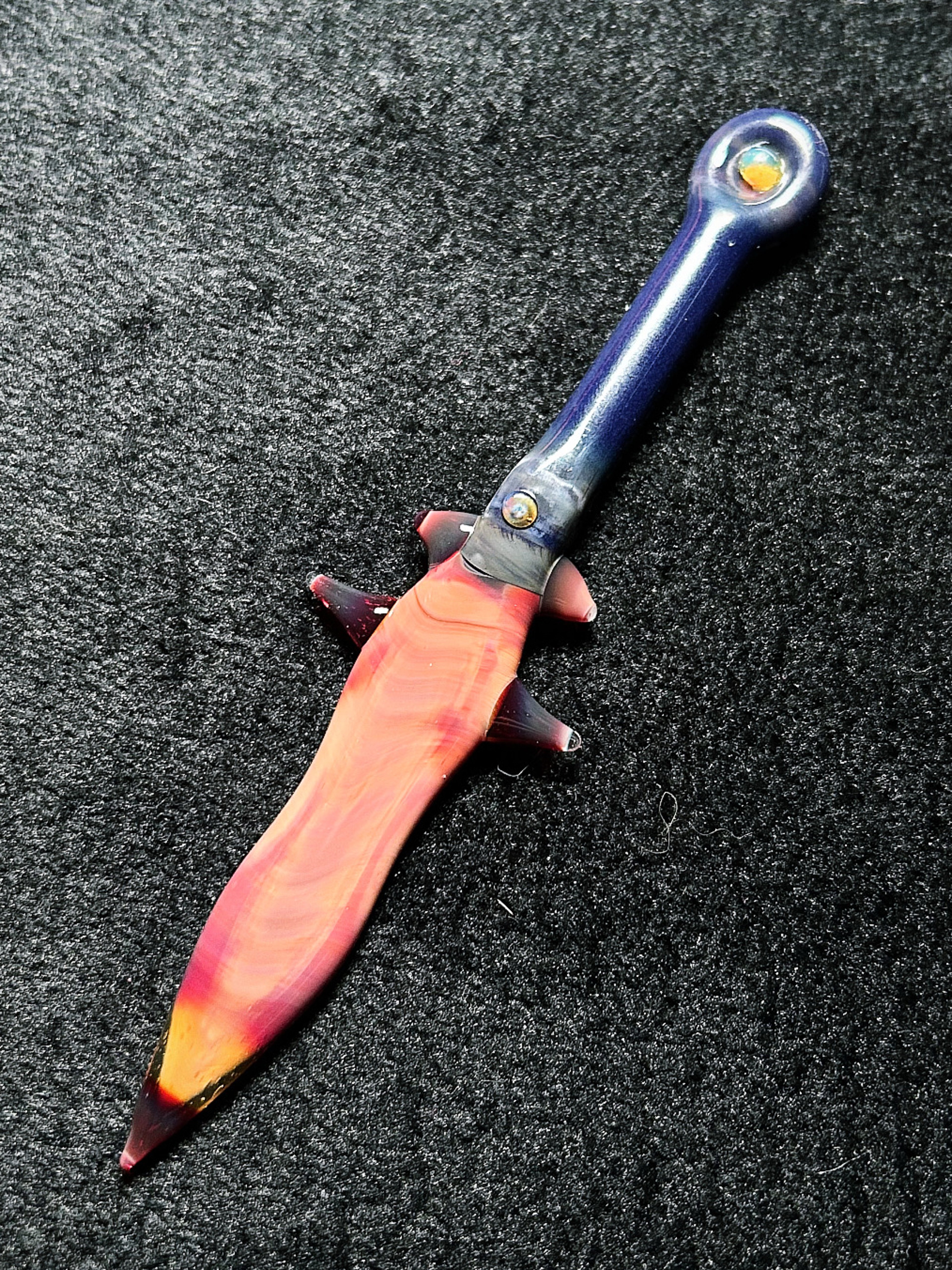 Preview pic of MarvinsGlass Signature Sword Dabber 🗡️