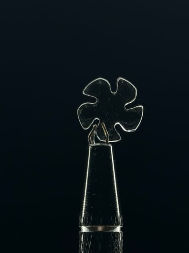 Preview pic of 13mm Quartz Flake