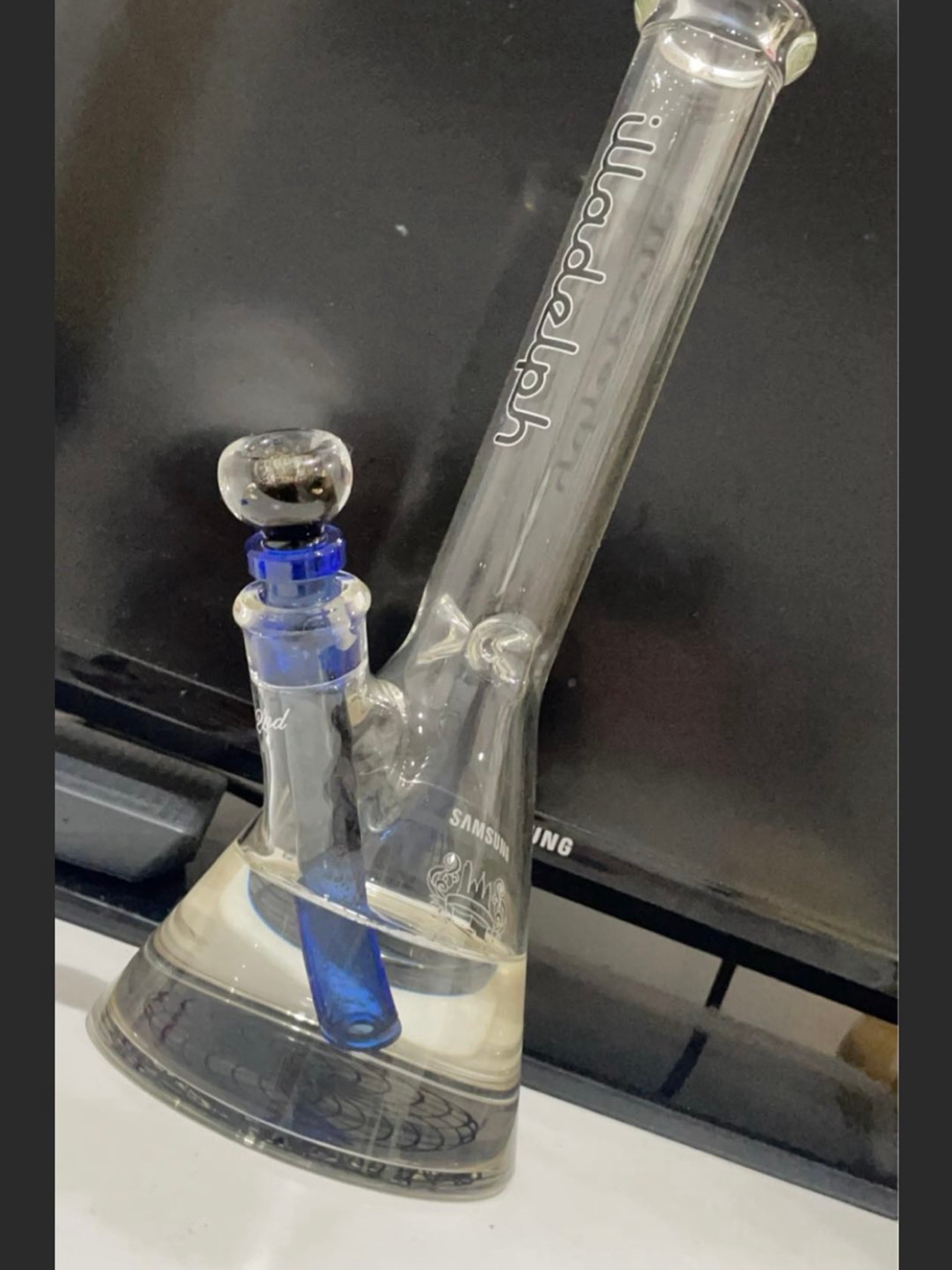 Mini beaker Illadelph Bong image 0