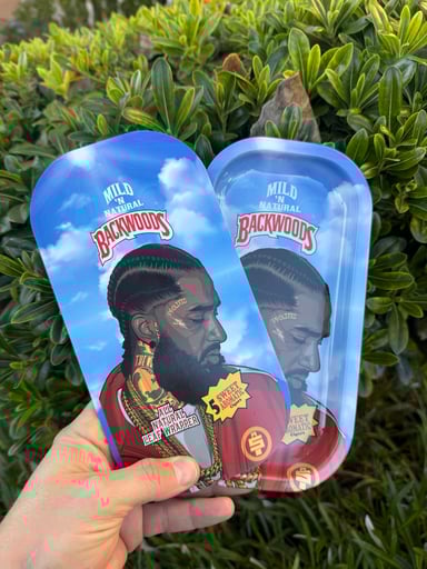 Preview pic of Nipsey Magnetic Lid Rolling Tray