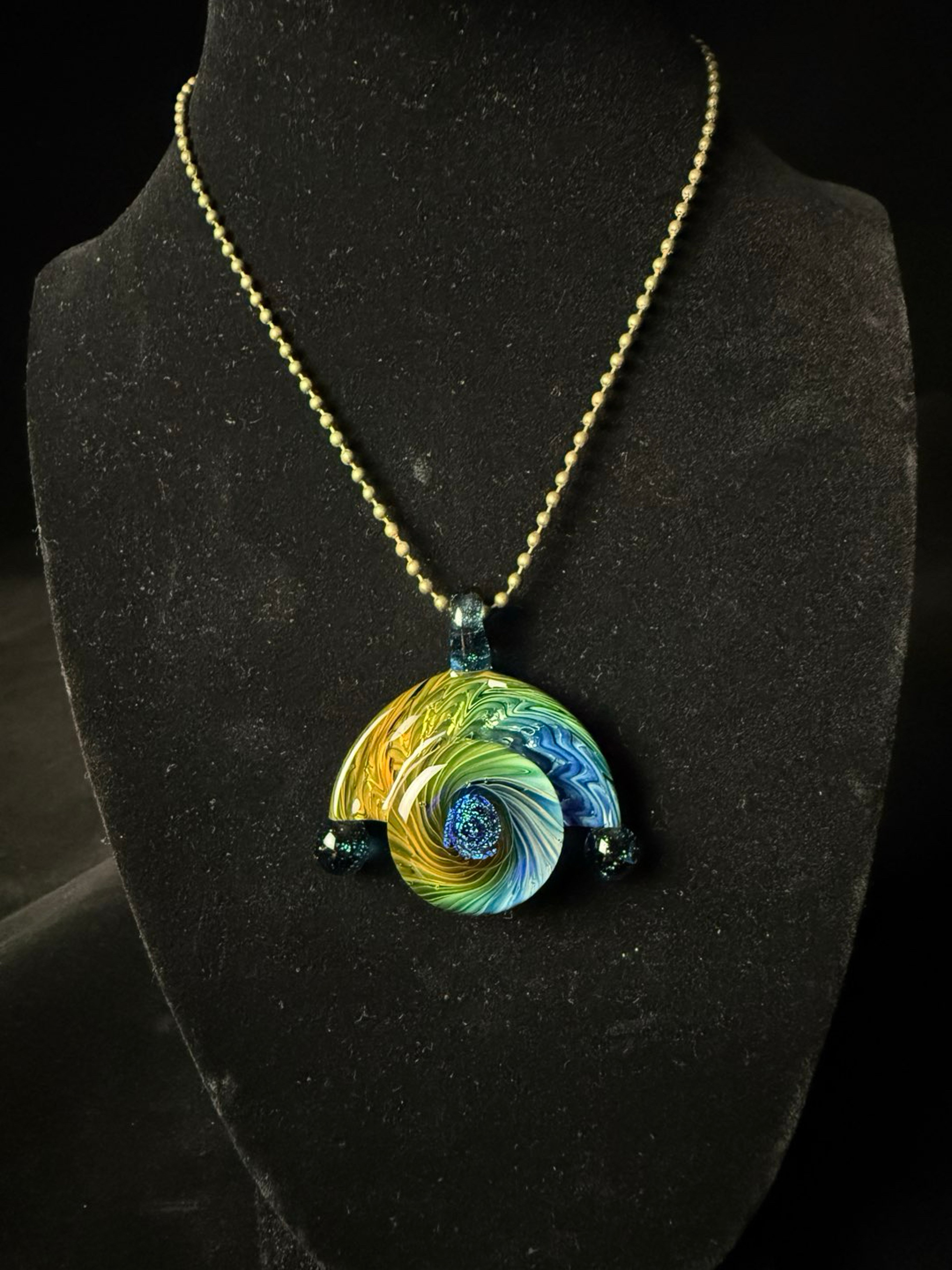 Preview pic of Ripple Fume Moon Pendant