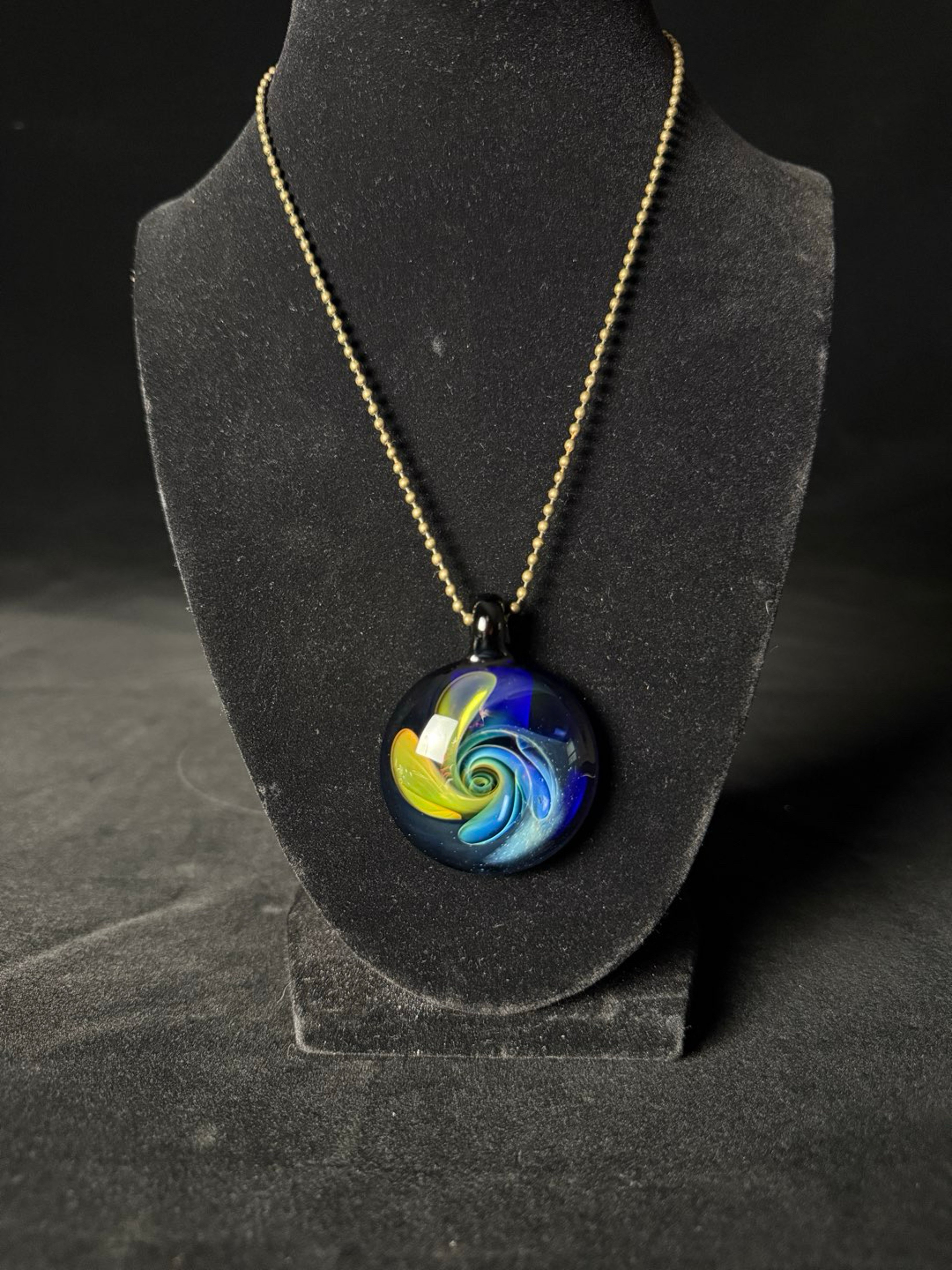 Preview pic of Ripple Fumed Pendant