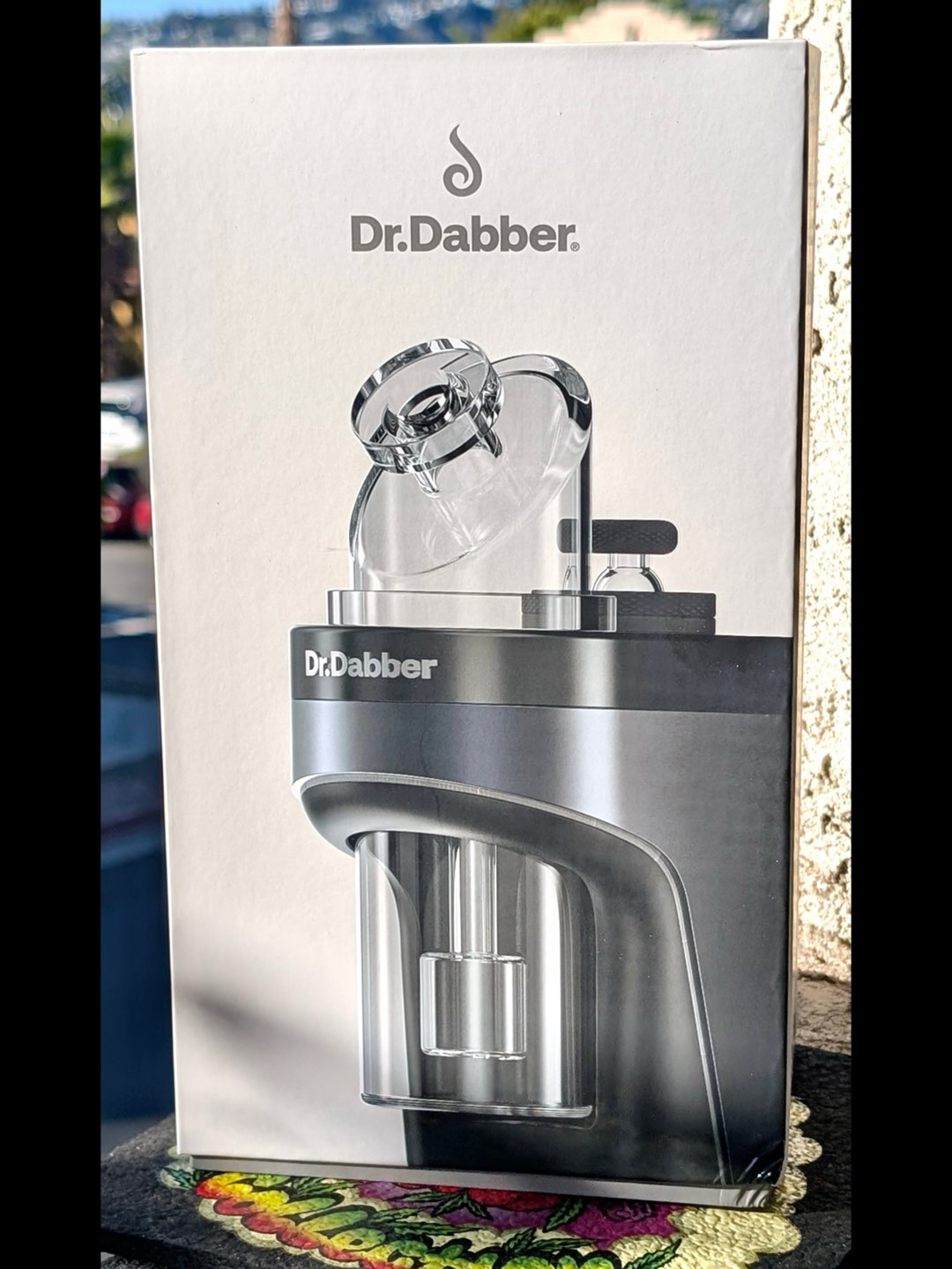 Dr Dabber Switch 2 w/ New Sapphire Insert image 0