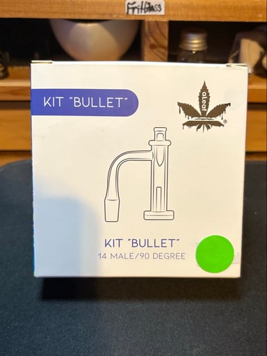 Preview pic of 🗼Control Tower with Frosted Dish and Spiked Cap 🗼