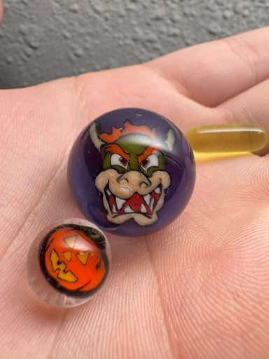 Preview pic of Steve H Glass Bowser Slurper Set