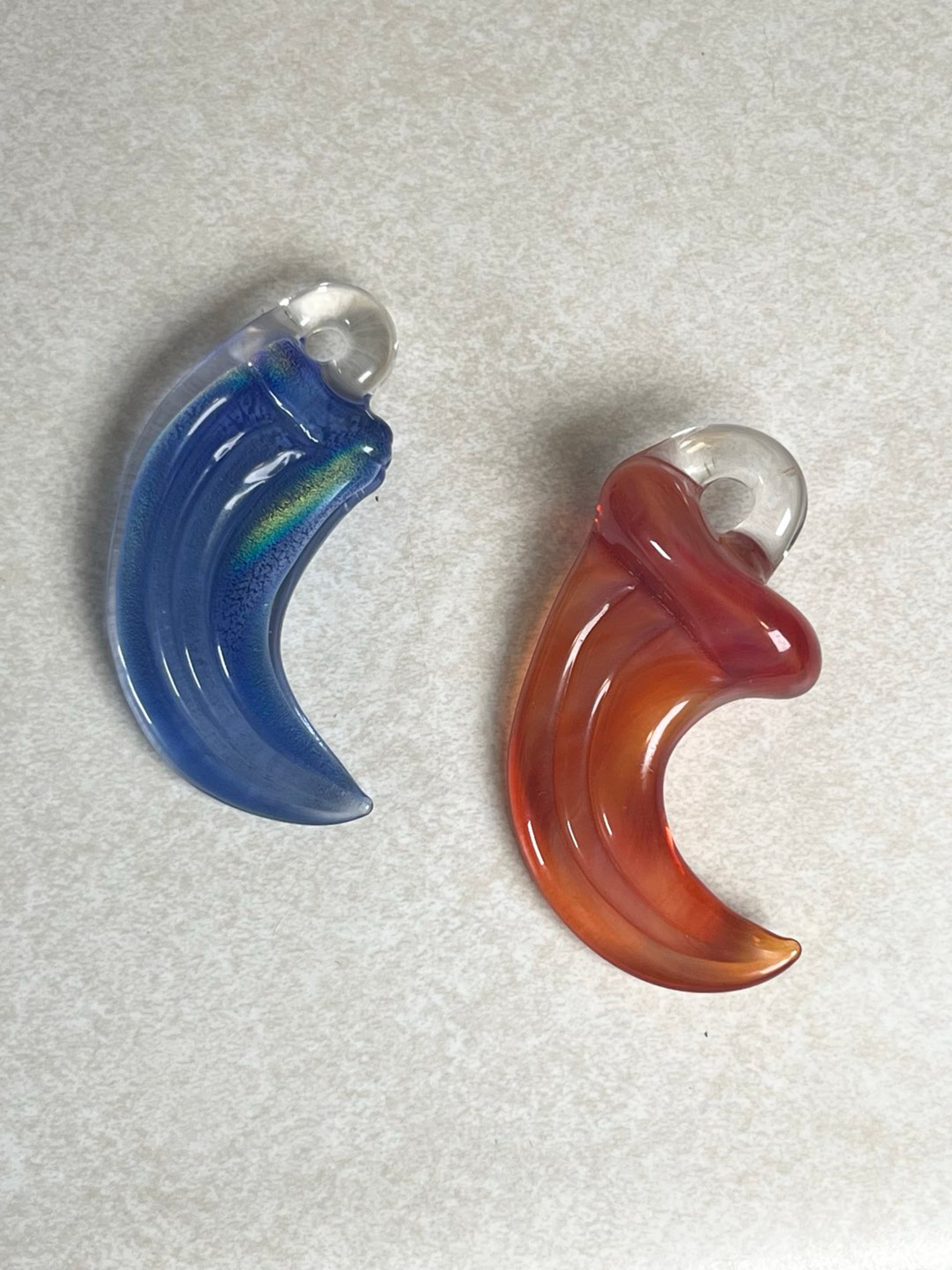 Amorphous Symphony (Dino Claw) Pendant image 0