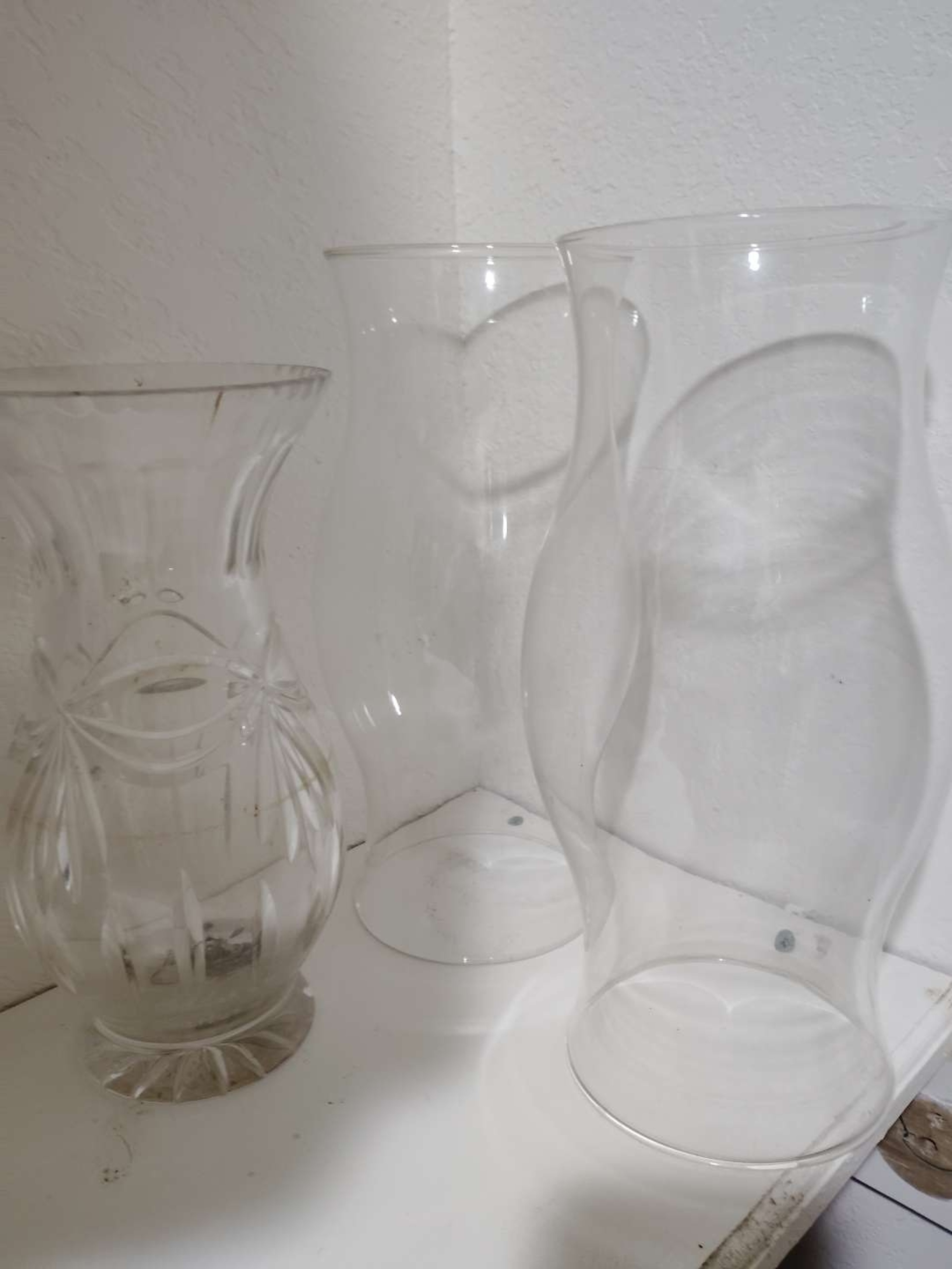 Preview pic of Glassware centerpieces