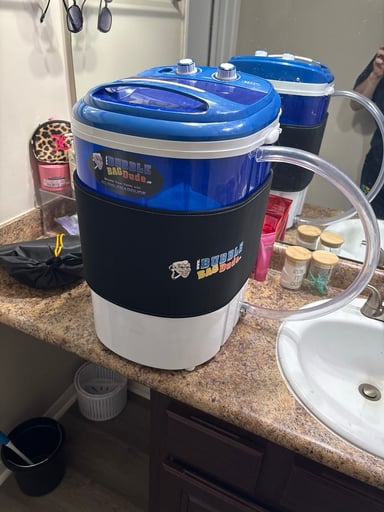 Preview pic of BUBBLEBAGDUDE 5-Gallon Bubble Machine Bundle with 5-Bag Extraction Kit