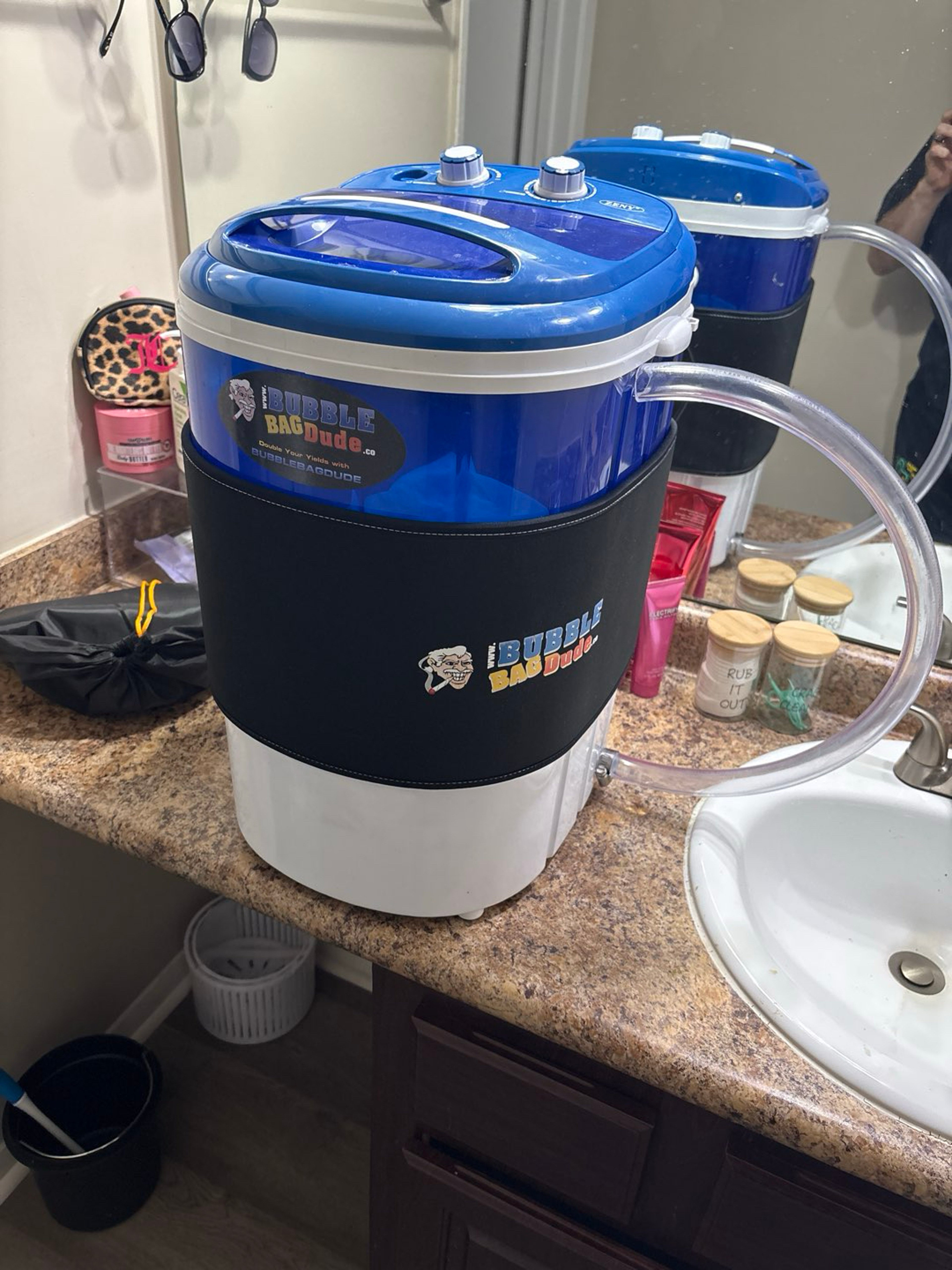 Preview pic of BUBBLEBAGDUDE 5-Gallon Bubble Machine Bundle with 5-Bag Extraction Kit