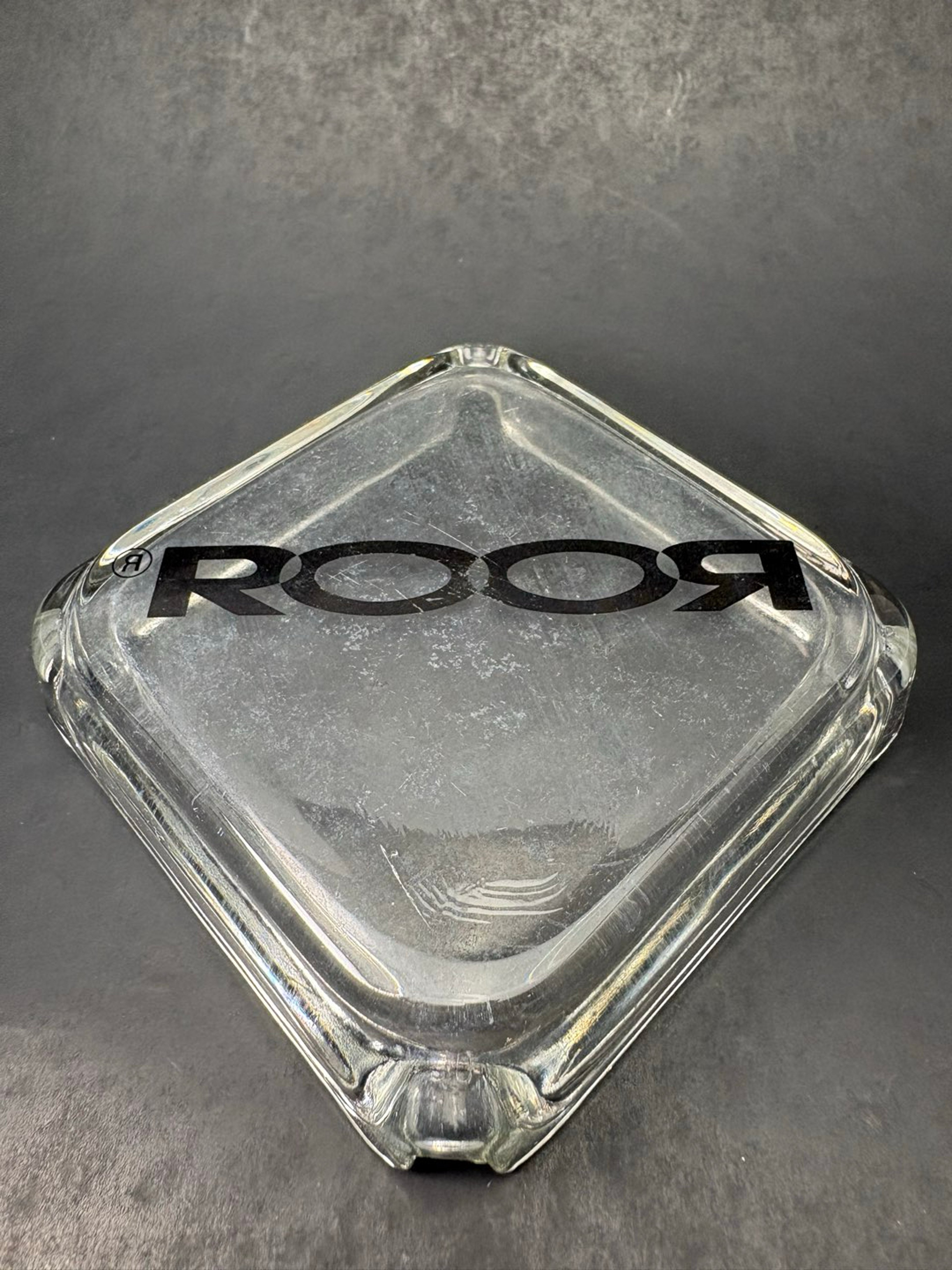 Preview pic of Roor Ashtray