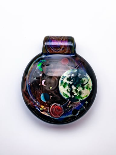 Preview pic of Jolex Space Scene Pendant