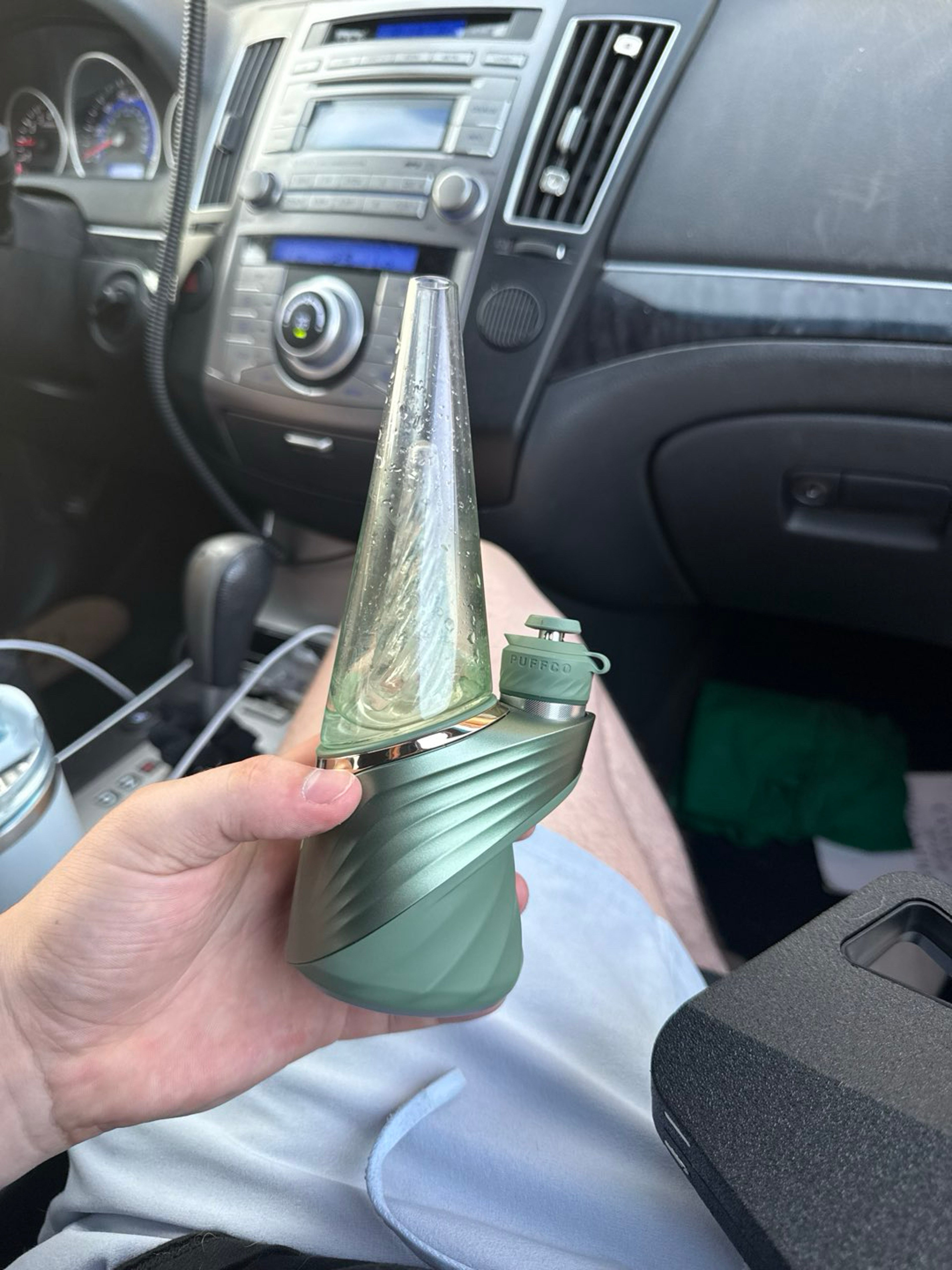 Preview pic of Puffco Peak Pro LE Green
