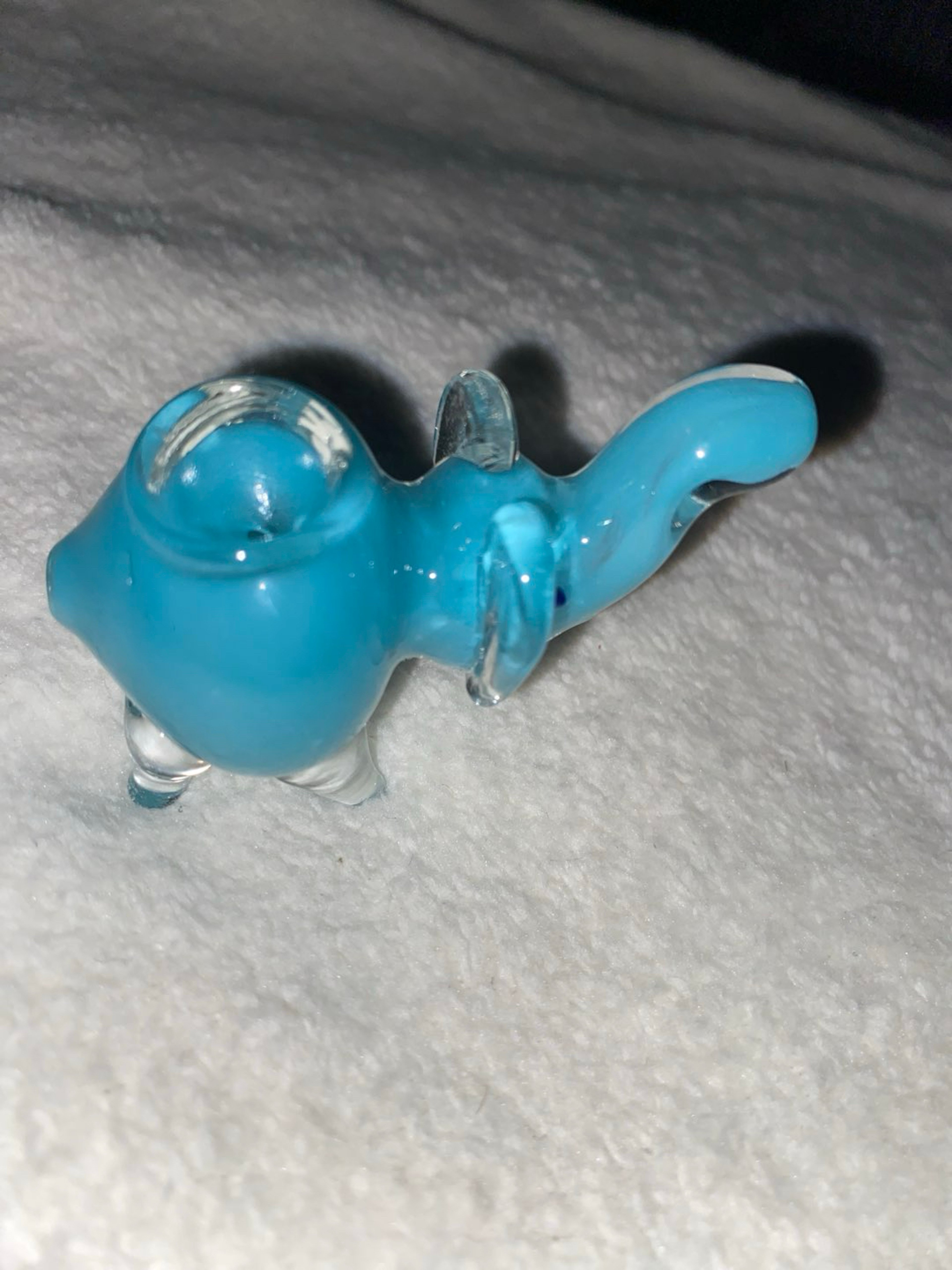 Preview pic of Small Elephant pipe