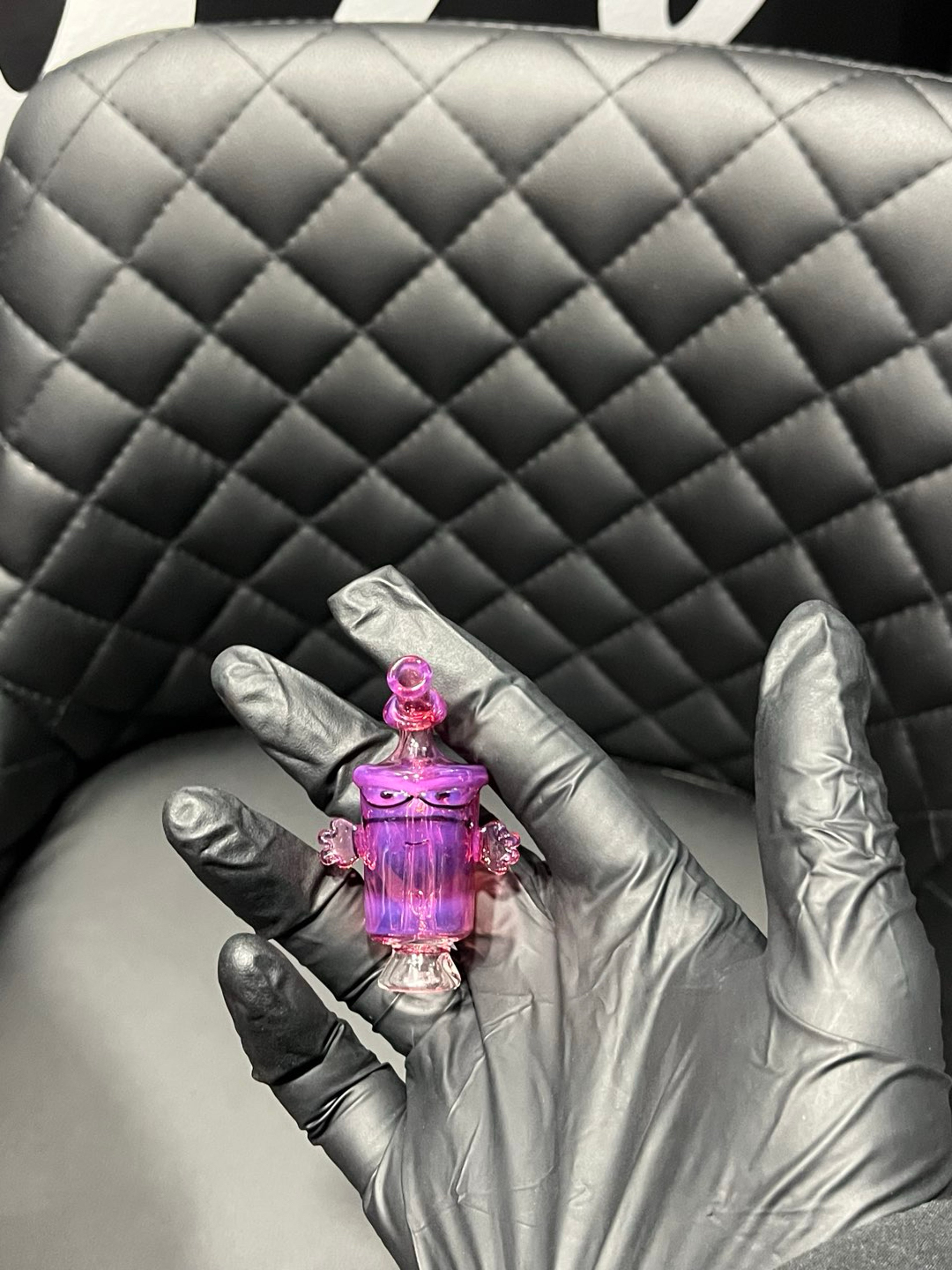 Preview pic of Telemagneta BTGB Pivot Shake Bubbler